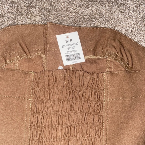 Nwt small bodycon romper. Stretch material. Super cute - Picture 5 of 7